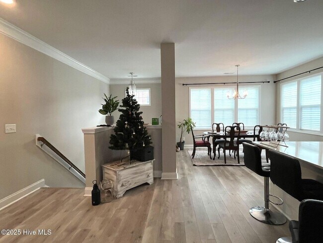 Foto del edificio - 60 Brownstone Ln