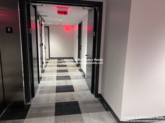 Foto del edificio - 157-109 Hemenway St