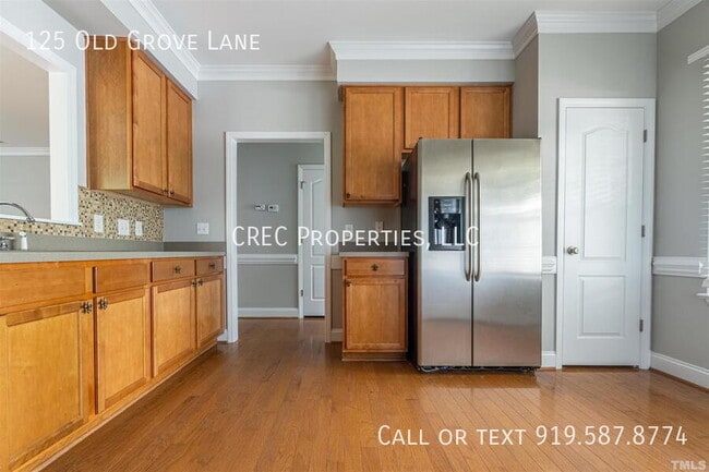 Building Photo - 125 Old Grove Ln