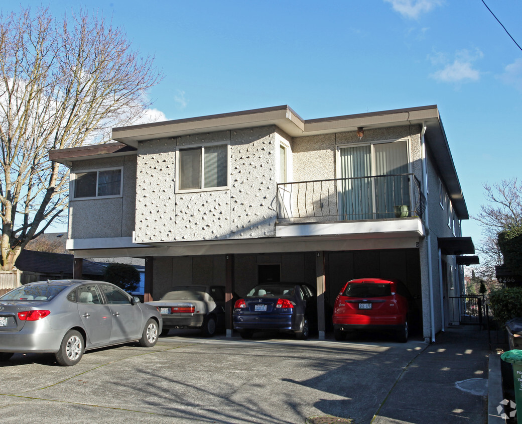 Foto del edificio - La Sienna Apartments