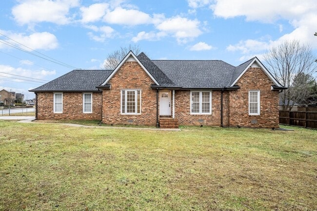 Photo - 1015 Brinkley Rd House