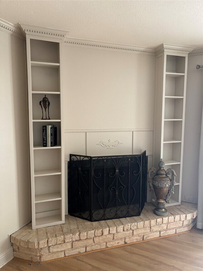 Foto del edificio - 14515 Wunderlich Dr