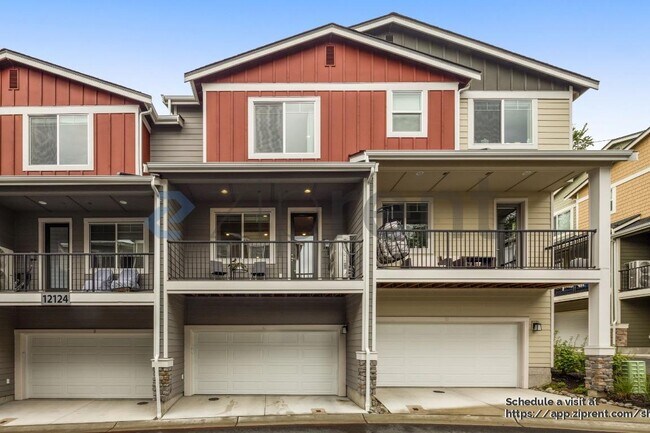 Foto del edificio - 12124 NE 194th Ct