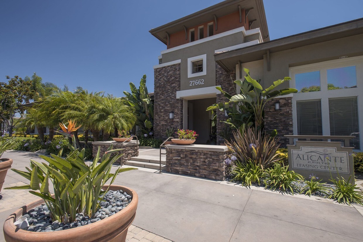 Alicante Apartments In Aliso Viejo Ca Westside Rentals