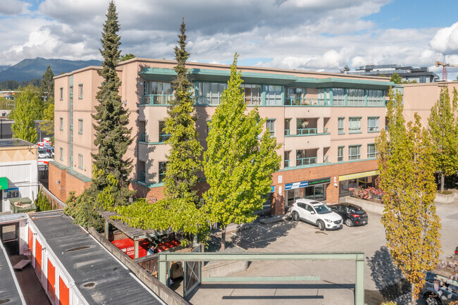 Building Photo - Mountain View Village