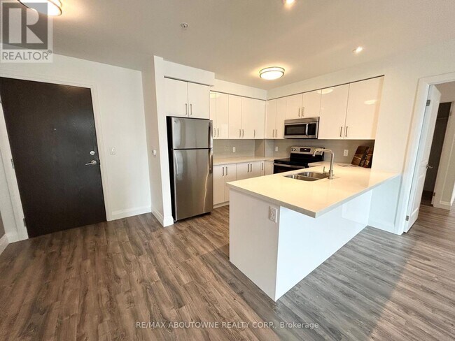 Photo du bâtiment - 508 - 460B BELMONT AVENUE W