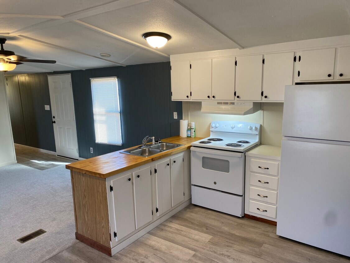 121 Coffey Way, Maryville, TN 37801 House Rental in Maryville, TN