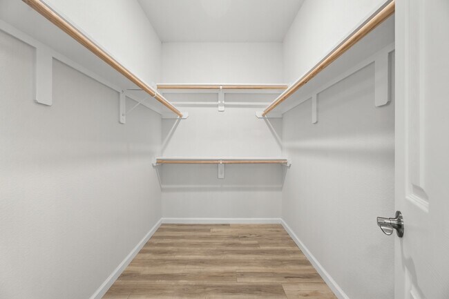 Foto del edificio - 5941 Southlea St