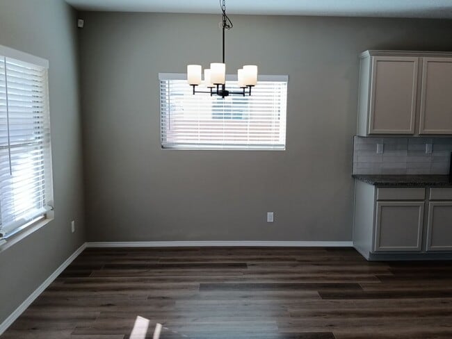 Foto del edificio - 3 Bedroom, 2.5 Bathroom Home! Schedule a Showing Today!