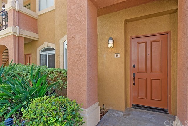Building Photo - 30902 Club House Dr