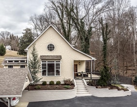 Building Photo - 2109 Westwind Dr