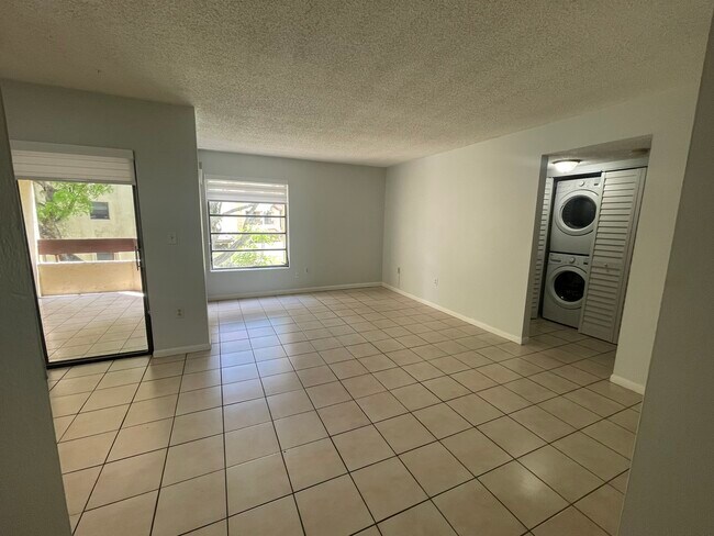 Foto del edificio - 8820 SW 123rd Ct