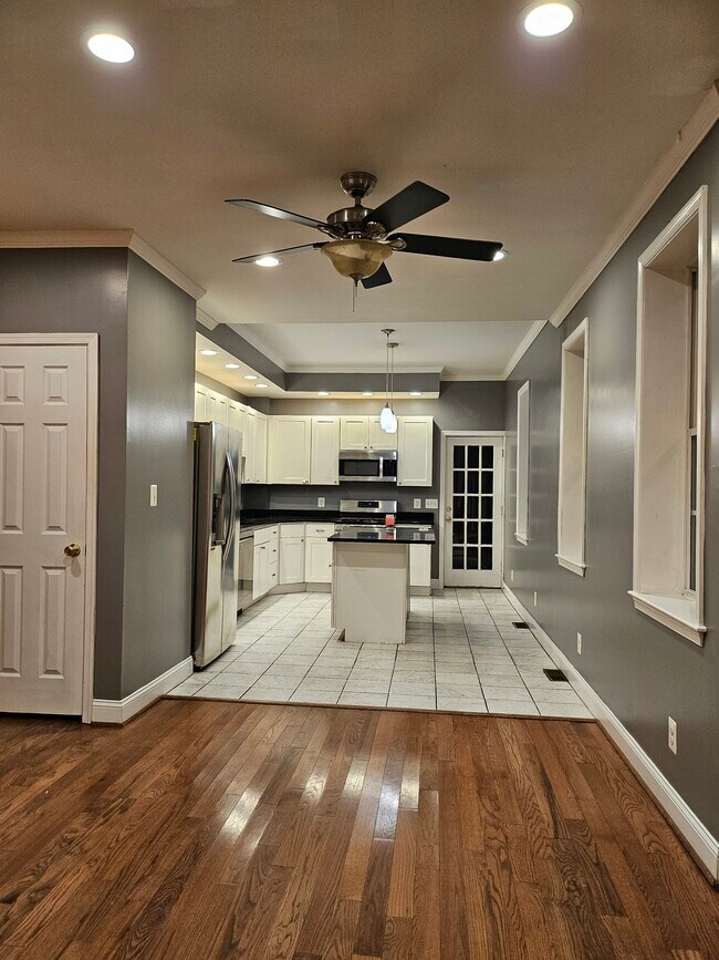 Foto del edificio - 908 S Hanover St