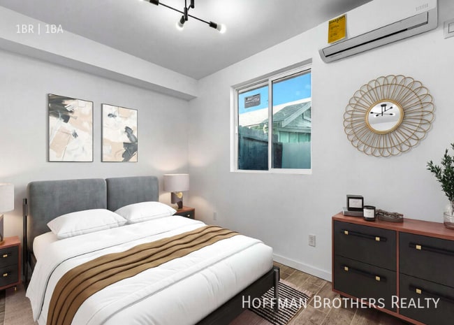 Building Photo - 1036 Cherry Ave