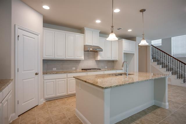 Foto del edificio - 3416 Damsel Sauvage Ln