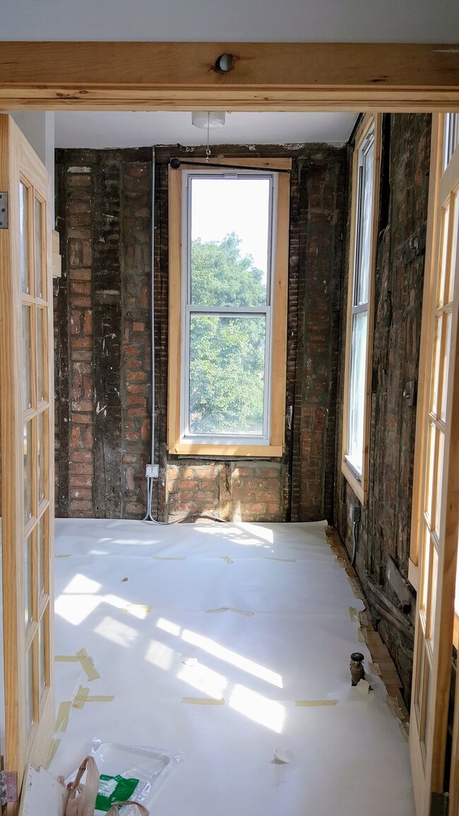 Foto del edificio - 585 Evergreen Ave