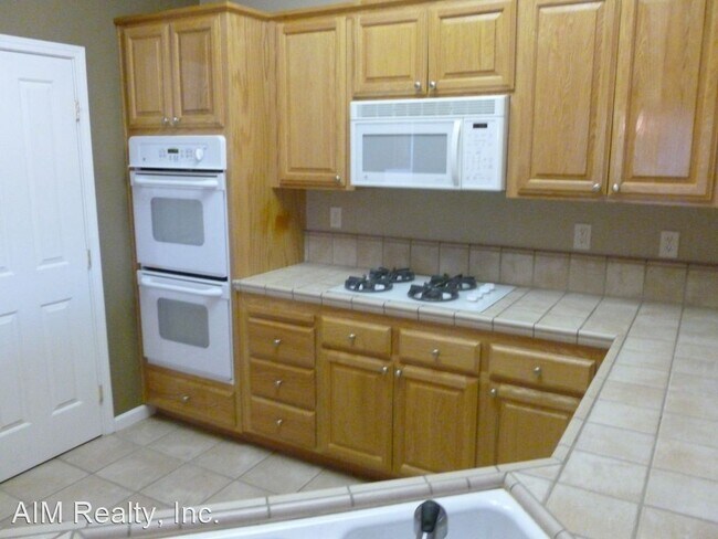 Foto del edificio - 4 br, 2 bath House - 1900 MCKINLEY STREET