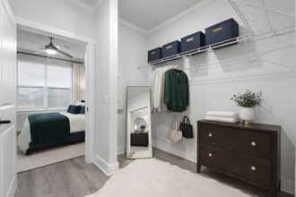 Building Photo - The Oasis at Seahaven