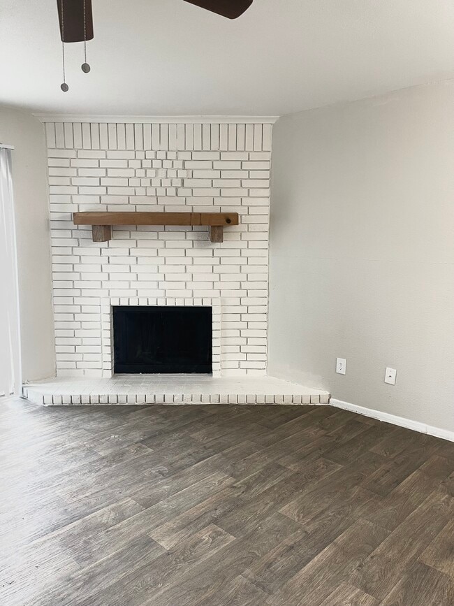 Fireplace - Jackson Manor Townhomes