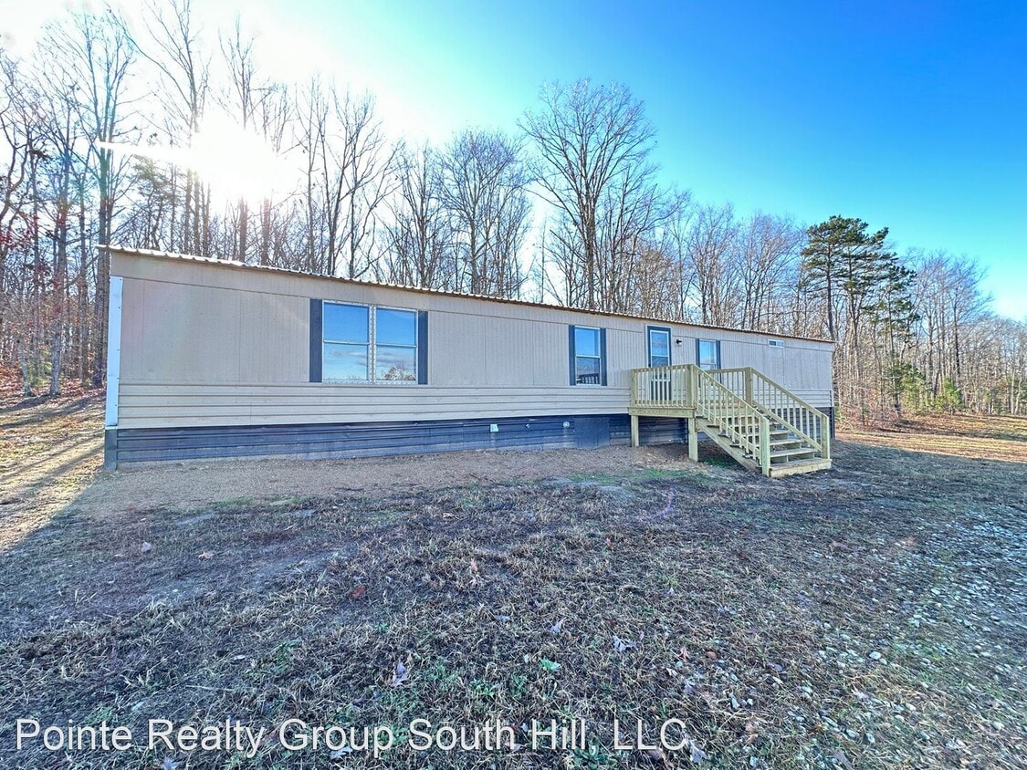 2 br, 2 bath House 3160 Henrico Road House Rental in Buffalo