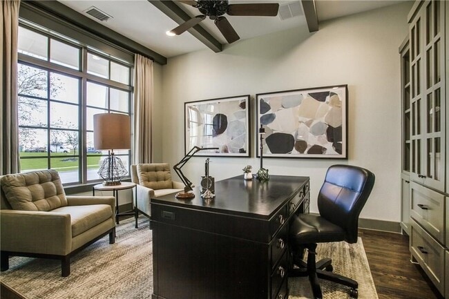 Building Photo - 1106 Sarah St