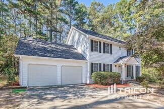 Building Photo - 551 Banks Rd E
