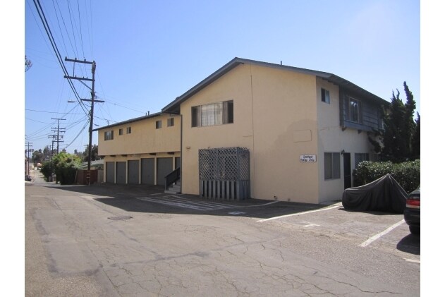 Building Photo - 1 W Avenida Ramona