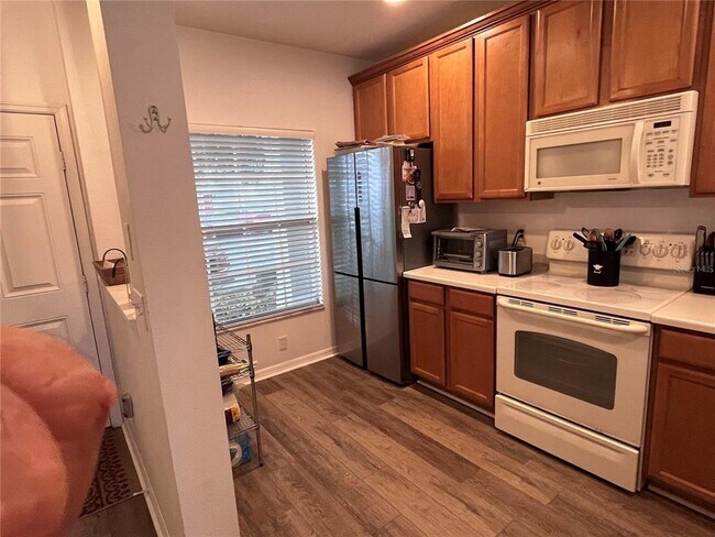 Foto del edificio - 9315 Flowering Cottonwood Rd