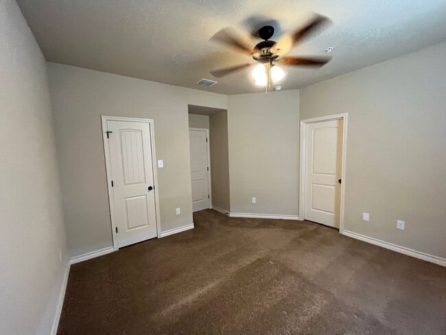 Building Photo - 6414 Luglio Lane #102, San Antonio, TX. 78244