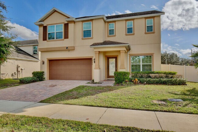 Foto del edificio - Gorgeous 4/2.5 Spacious Home with a Large ...