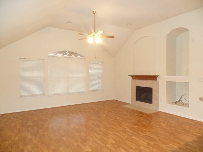 Building Photo - 4200 Armistice Dr