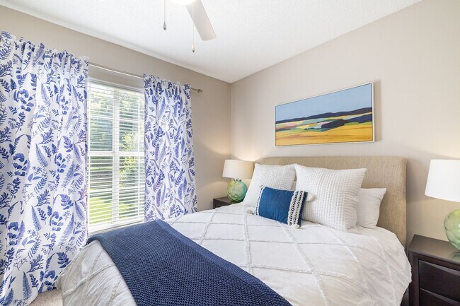 Foto del edificio - Hawthorne at Lake Heather