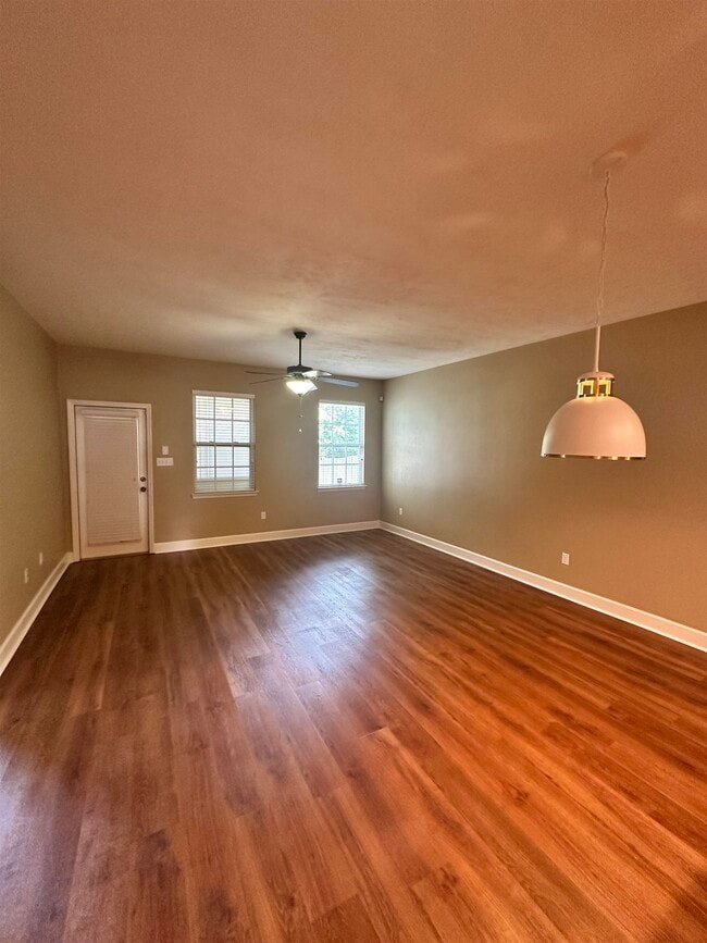 Building Photo - 5614 Hampton Hill Cir