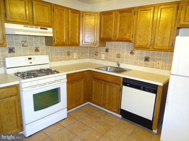Building Photo - 4203 Waltham Ct