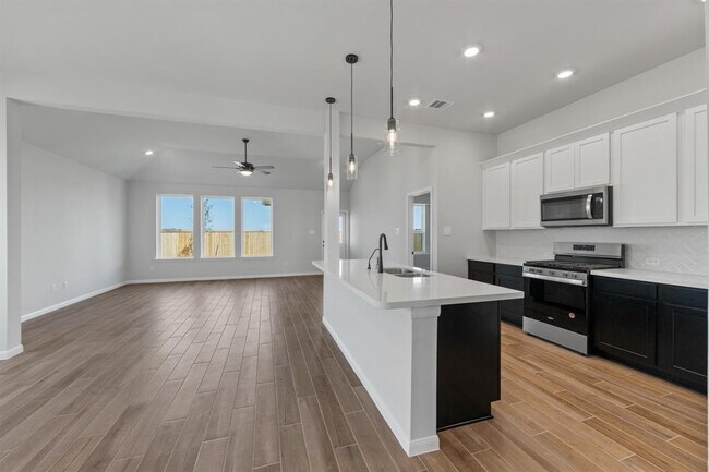 Building Photo - 12318 Liberty Vlg Dr