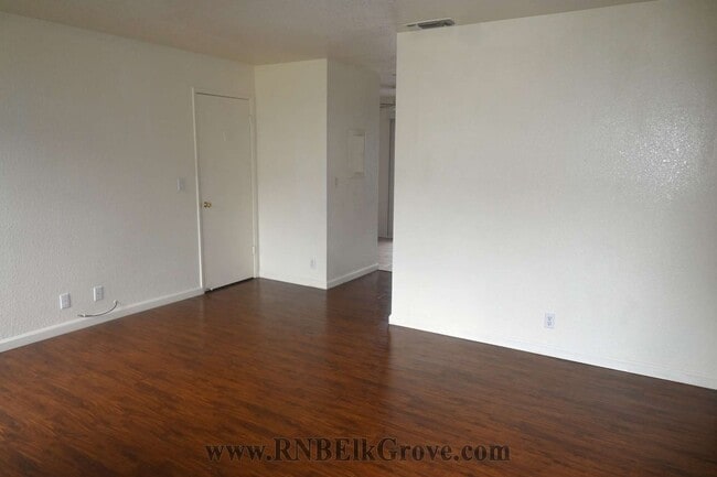 Photo - 8272 Center Pkwy House