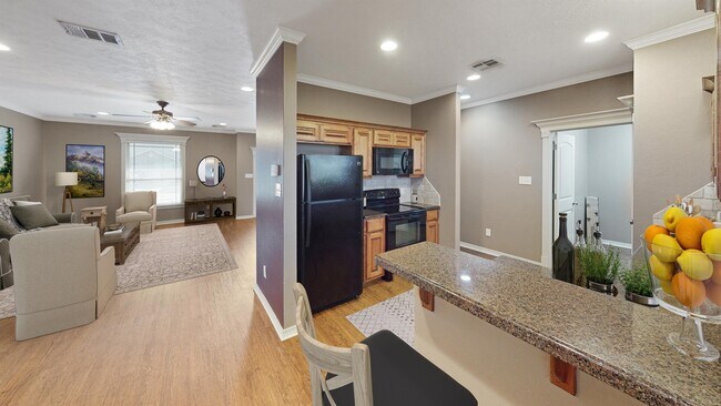 Building Photo - 2830 Horseback Dr