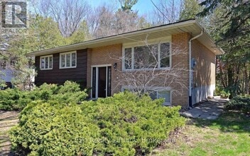 Building Photo - 4 Wallis Dr