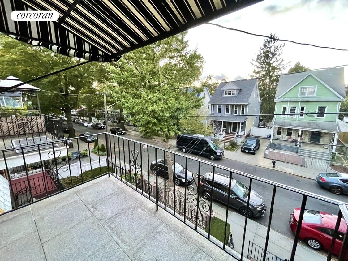 645 E 32nd St, Brooklyn, NY 11210 Room for Rent in Brooklyn, NY