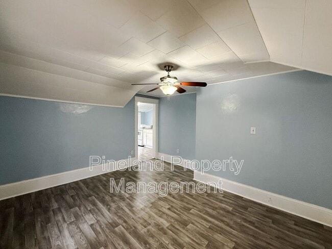 Foto del edificio - 3410 Hill St