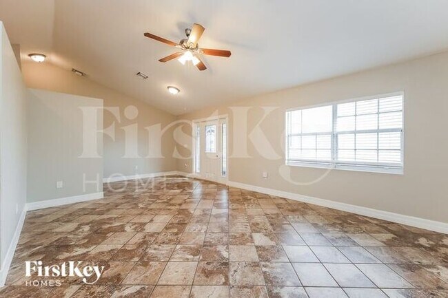 Foto del edificio - 2610 45th St W