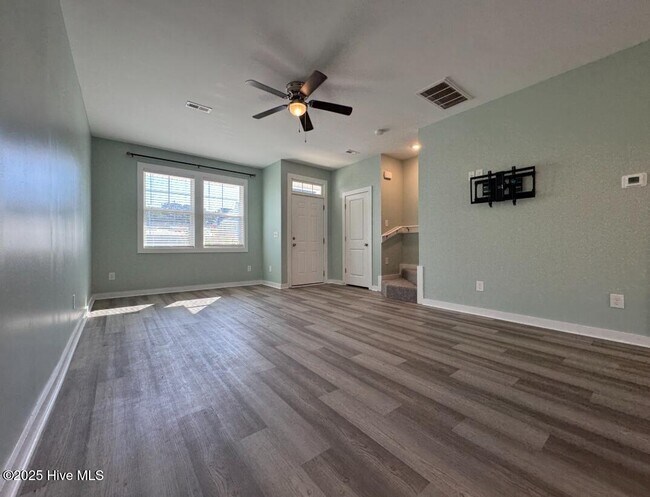 Foto del edificio - 421 Sunfish LN
