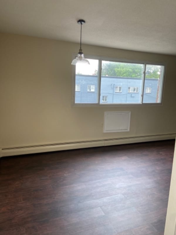 Building Photo - 6518 N Camac St