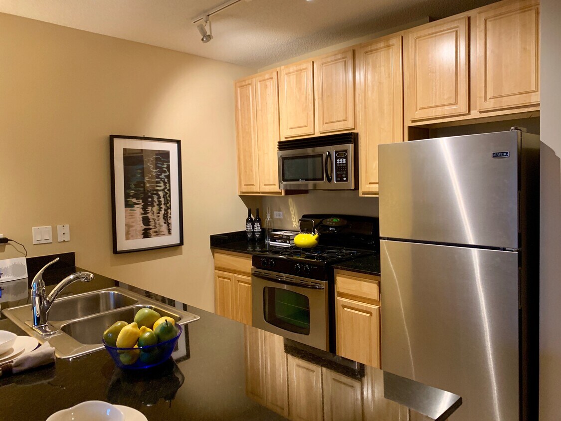 Foto principal - 328 N Desplaines St
