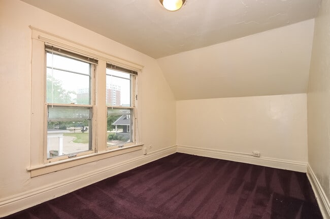 Foto del edificio - 1344 Wilmot Ct