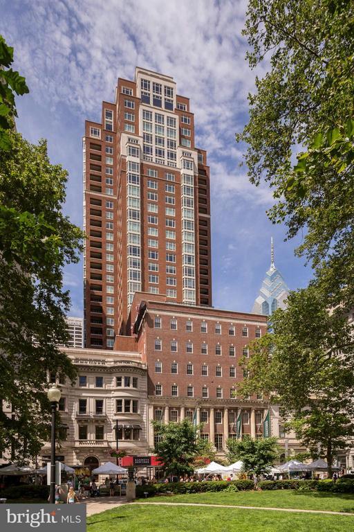 Building Photo - 130 S 18th St