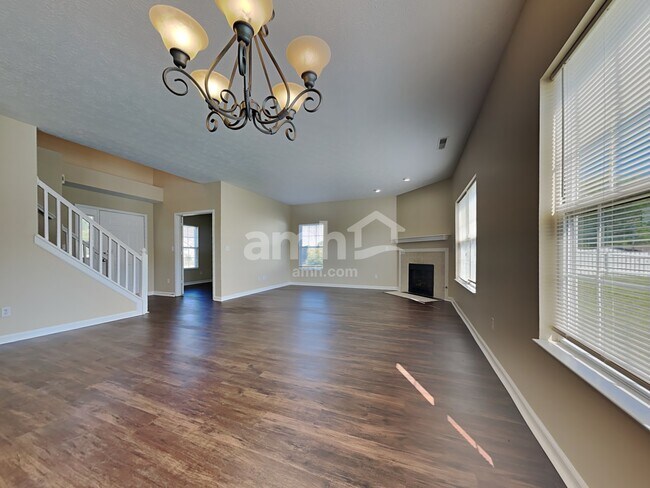 Building Photo - 7231 Oak View Drive