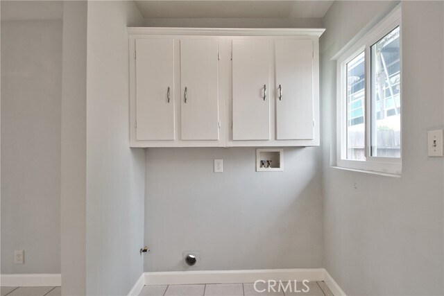 Foto del edificio - 4715 W 152nd St