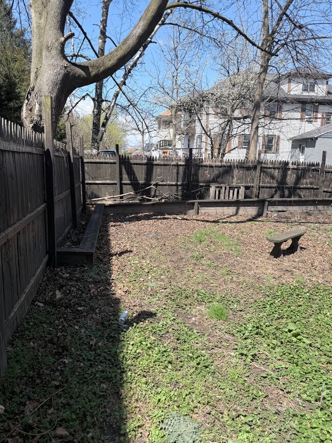 Foto del edificio - 2129 James St