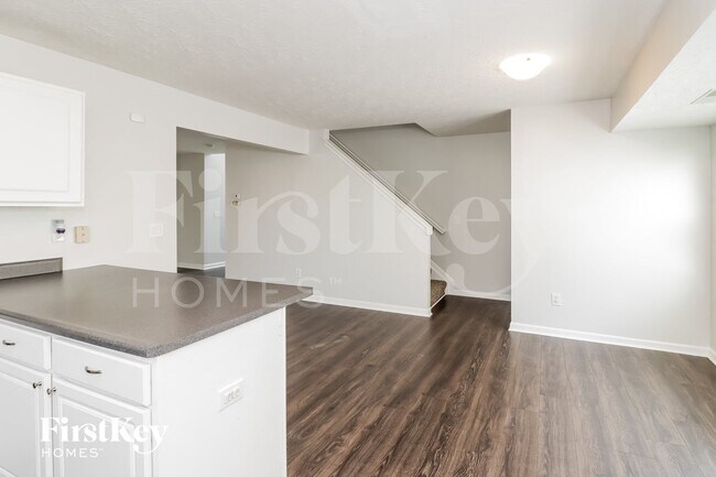 Foto del edificio - 5973 Marsh Cir